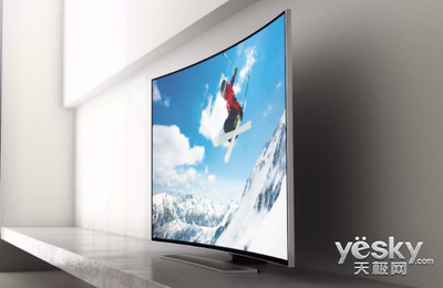 未来电视新体验 三星曲面UHD电视与工艺礼品的完美结合